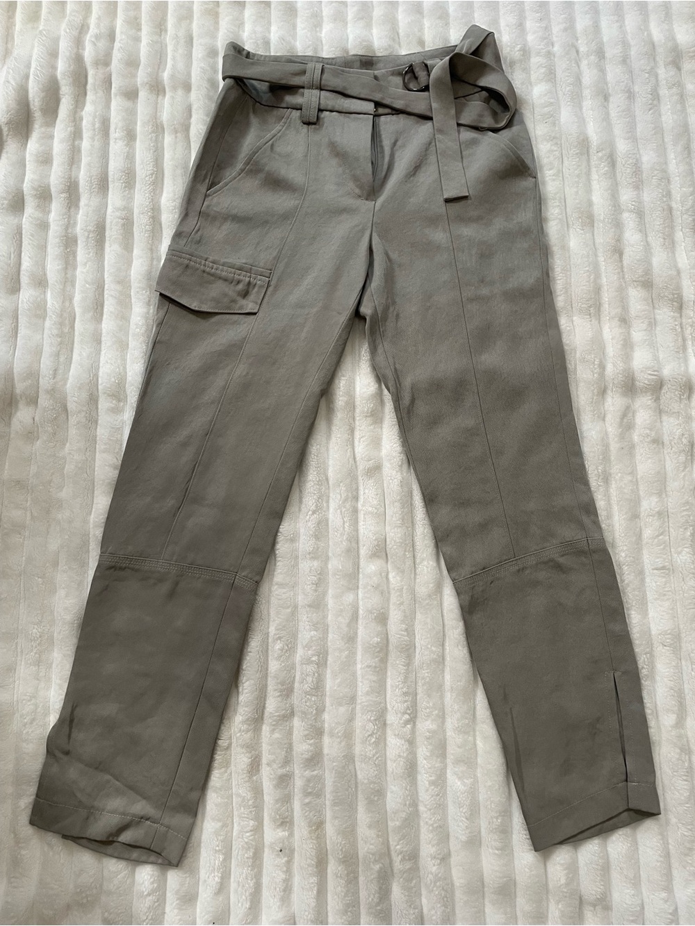 Judith y charles Women’s Gray Cargo Pants with Waist Tie